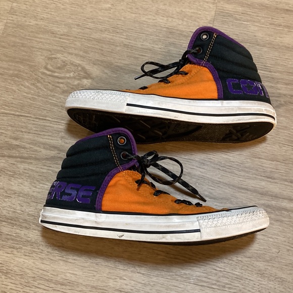 Converse | Vintage orange and black high tops - Picture 3 of 4